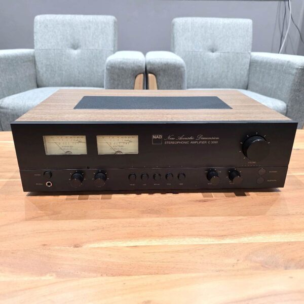 NAD - Amplificateur C 3050 STANDARD EDITION (Expo)