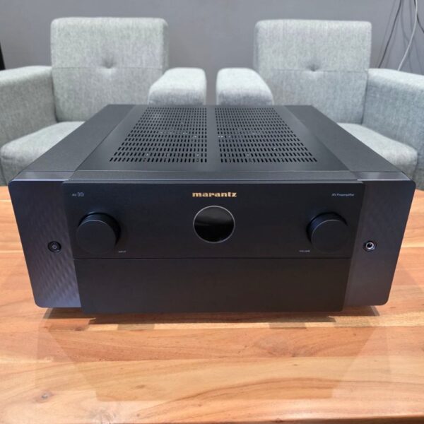 MARANTZ - Préamplificateur AV10 (Expo)